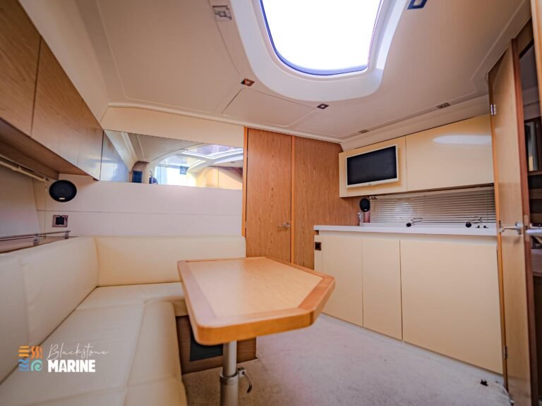 38’ beneteau 5