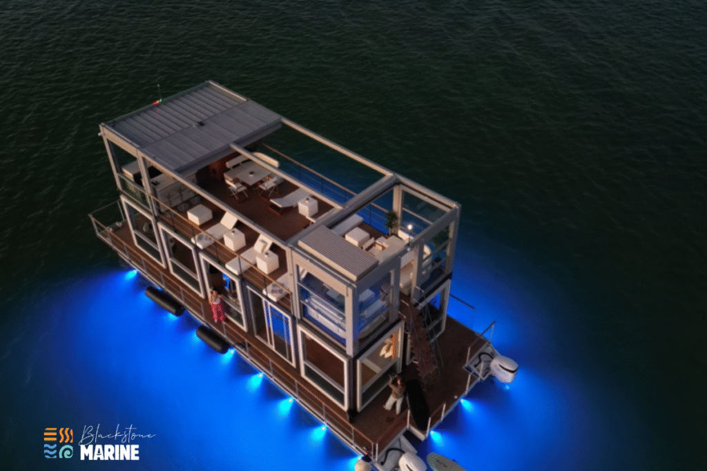 xoxo beach club style party boat 1